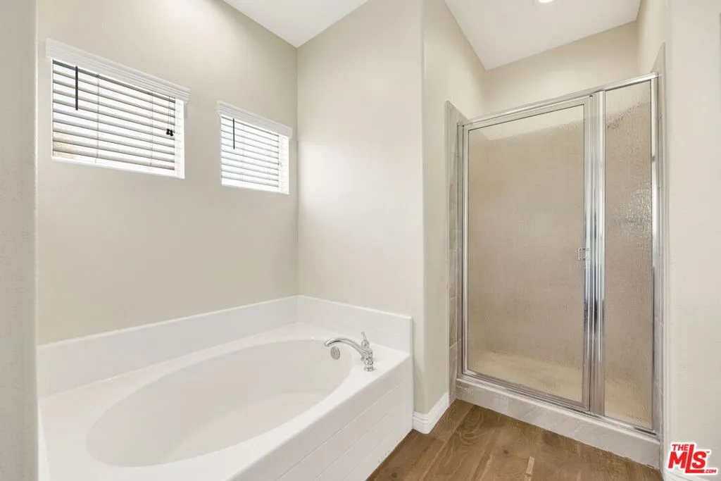 28955 Oak Spring Canyon Road 4, Canyon Country, California 91387 home-pic-17