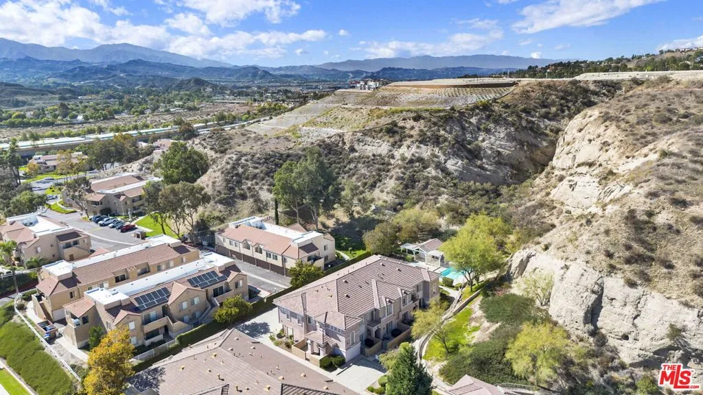 28955 Oak Spring Canyon Road 4, Canyon Country, California 91387 home-pic-40