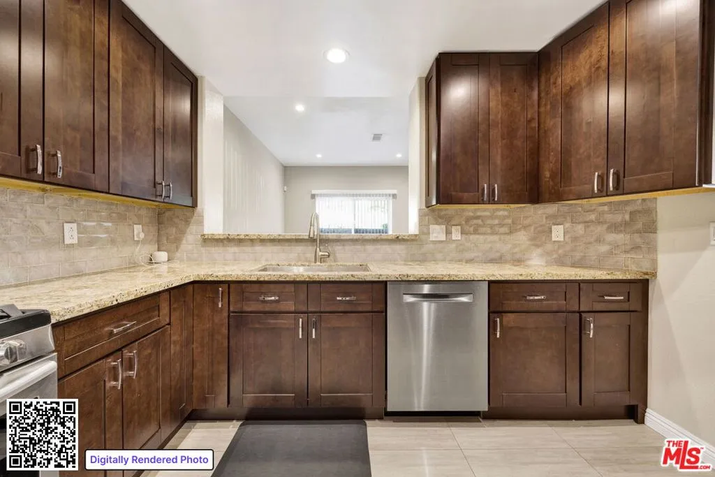 28955 Oak Spring Canyon Road 4, Canyon Country, California 91387 home-pic-8
