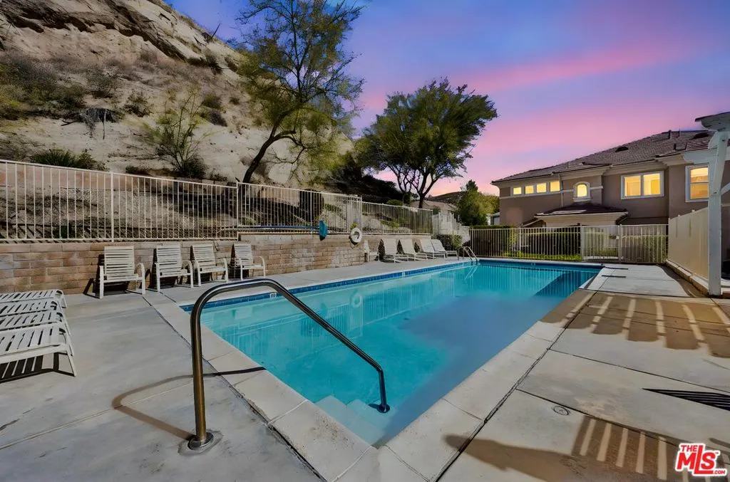 28955 Oak Spring Canyon Road 4, Canyon Country, California 91387 home-pic-31
