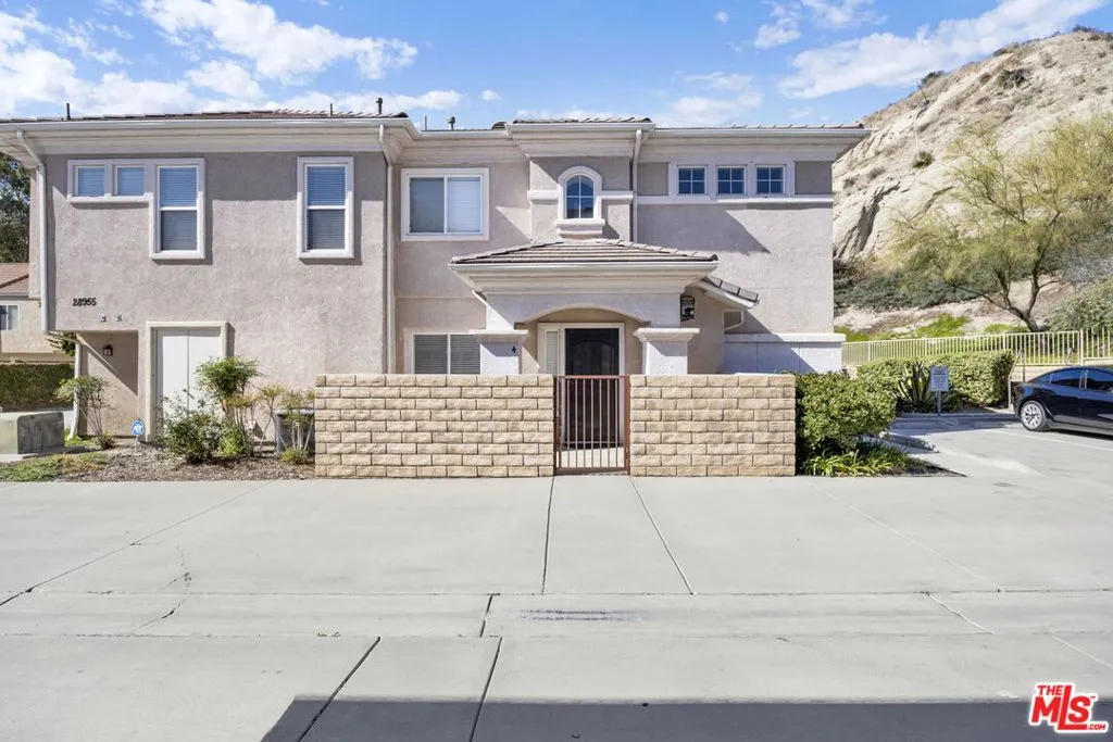28955 Oak Spring Canyon Road 4, Canyon Country, California 91387 home-pic-36