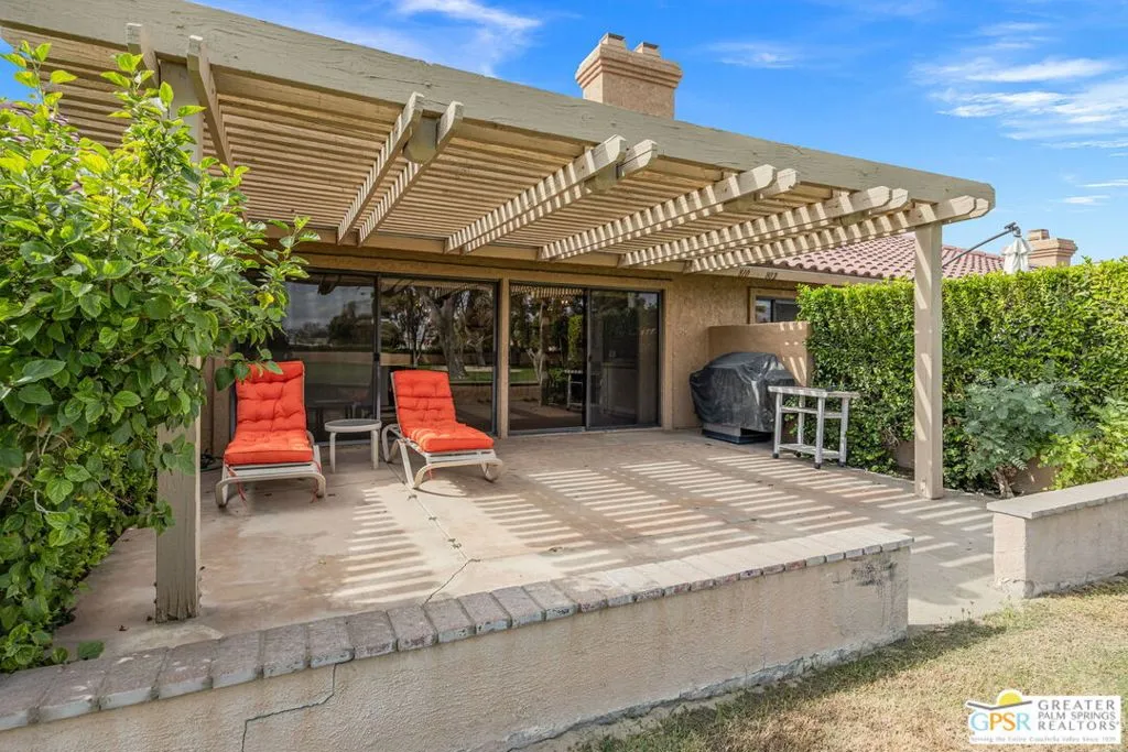 41810 Woodhaven Drive, Palm Desert, California 92211 home-pic-36