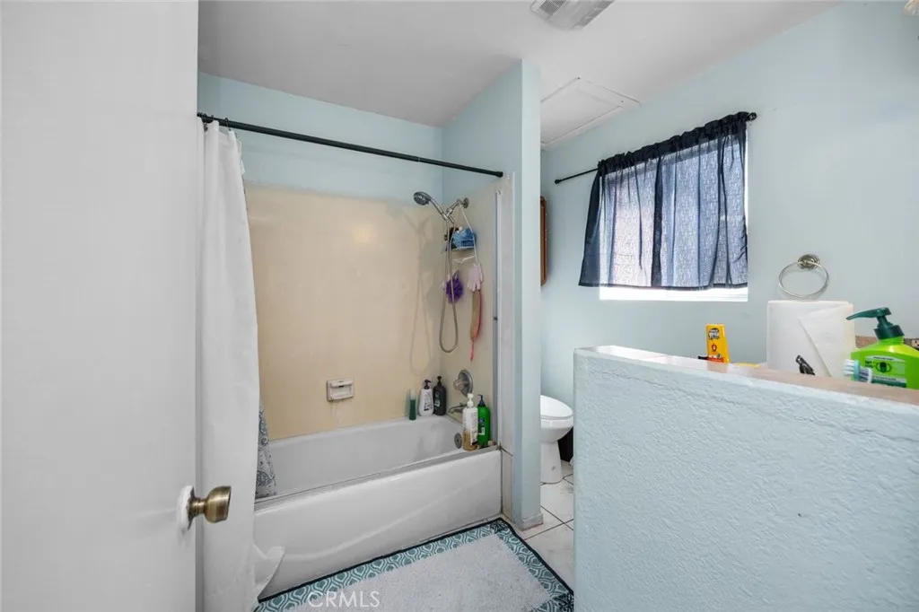 18629 Orange, Hesperia, California 92345 home-pic-18