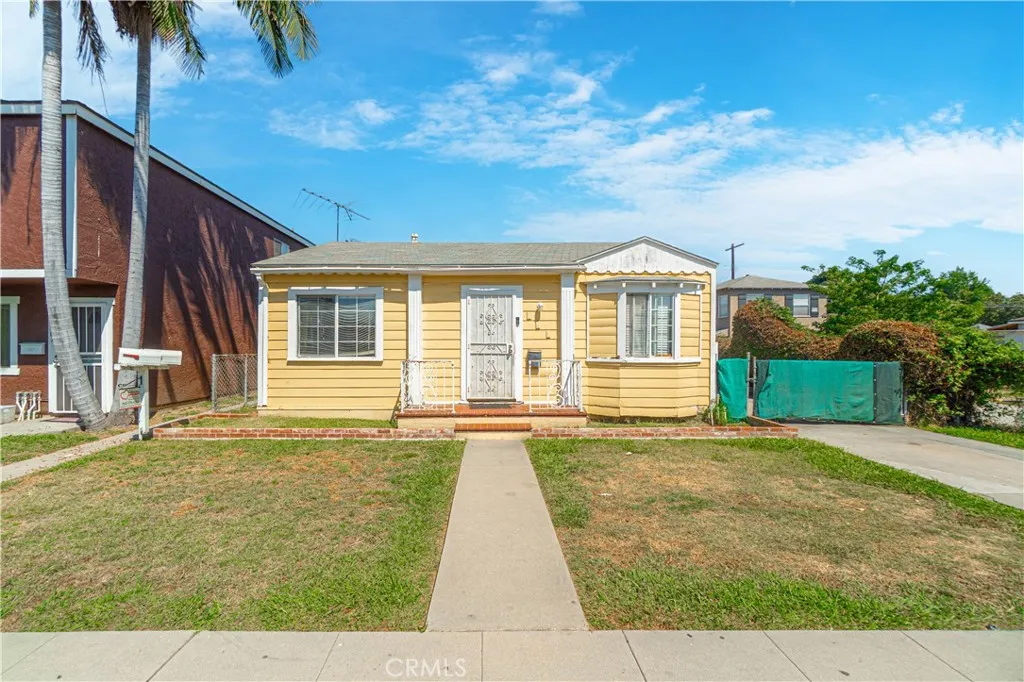 167 E 67th Street, Long Beach, California 90805 home-pic-0