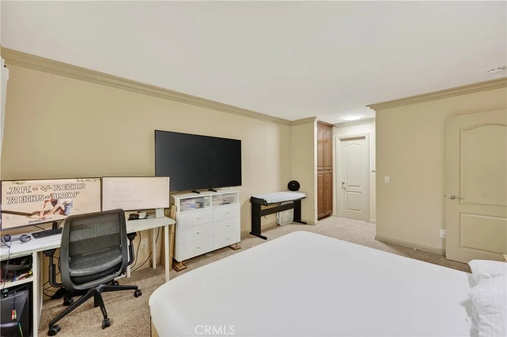 3535 Banbury, Riverside, California 92505 home-pic-10