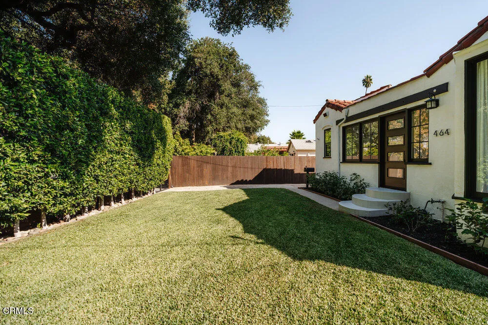 464 Westgate Street, Pasadena, California 91103 home-pic-1