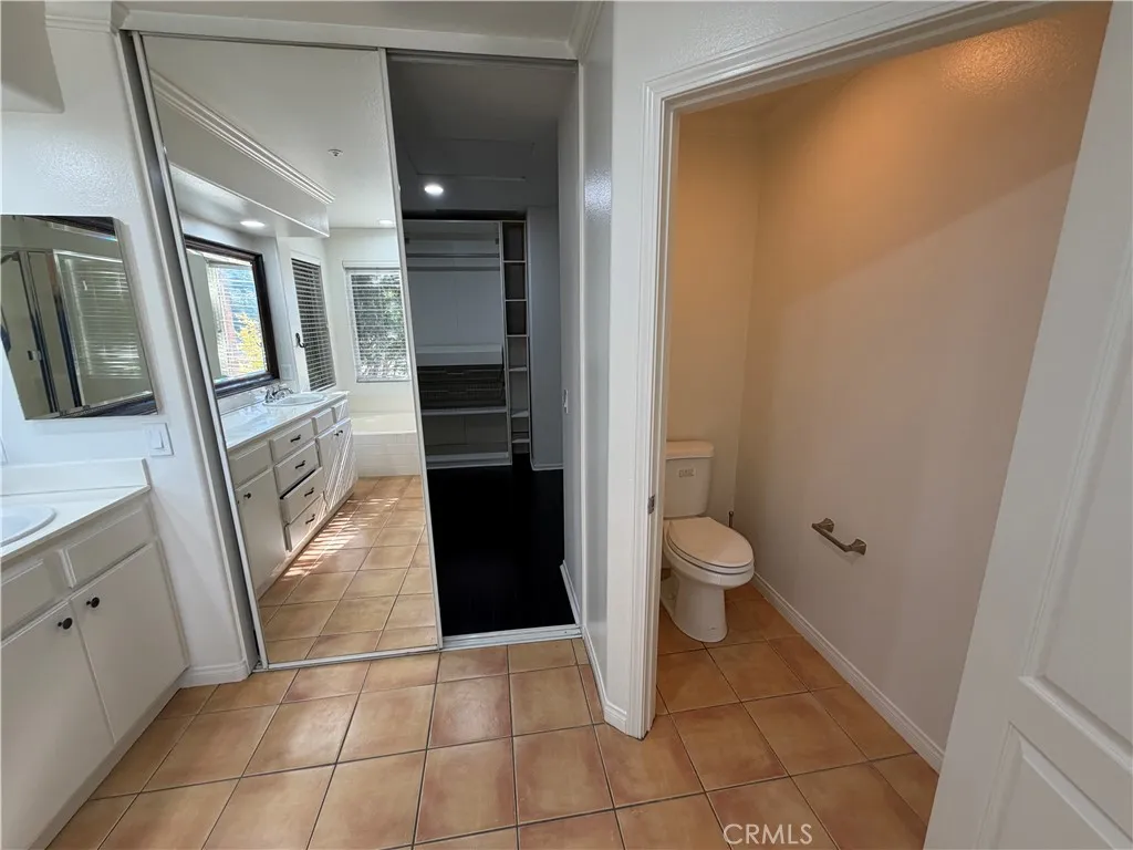 10658 Chiquita, Studio City, California 91602 home-pic-28