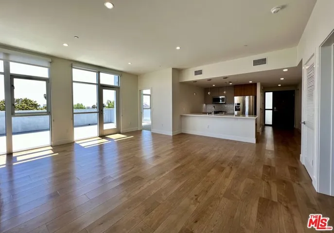 8017 W Norton Avenue 405, West Hollywood, California 90046