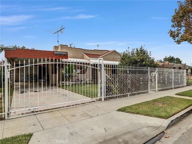 405 S Ward, Compton, California 90221
