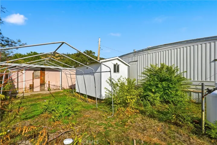 Gardening area has its own shed for lots of storage.
