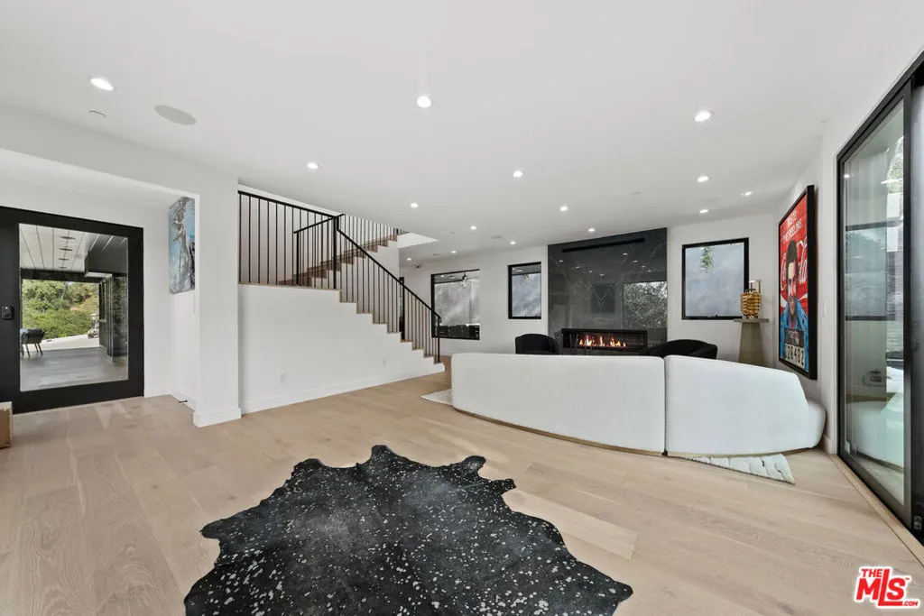 3140 Coldwater Canyon, Studio City, California 91604 home-pic-40