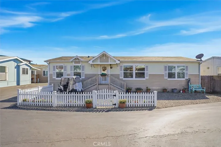 Virtual rendering of picket fence idea approved by park owner.