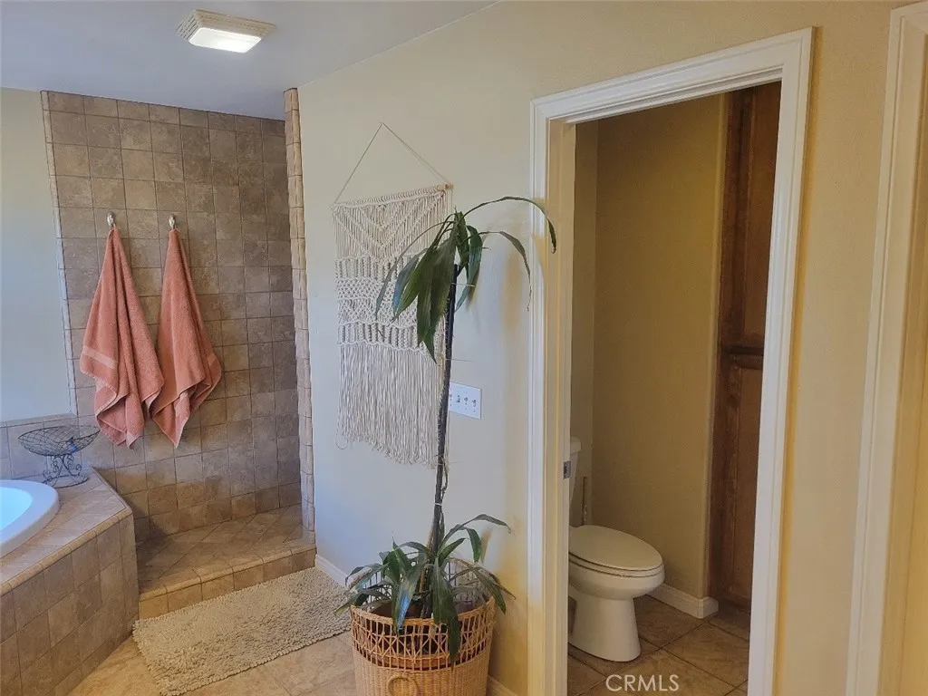 8328 Chateau, Phelan, California 92371 home-pic-22