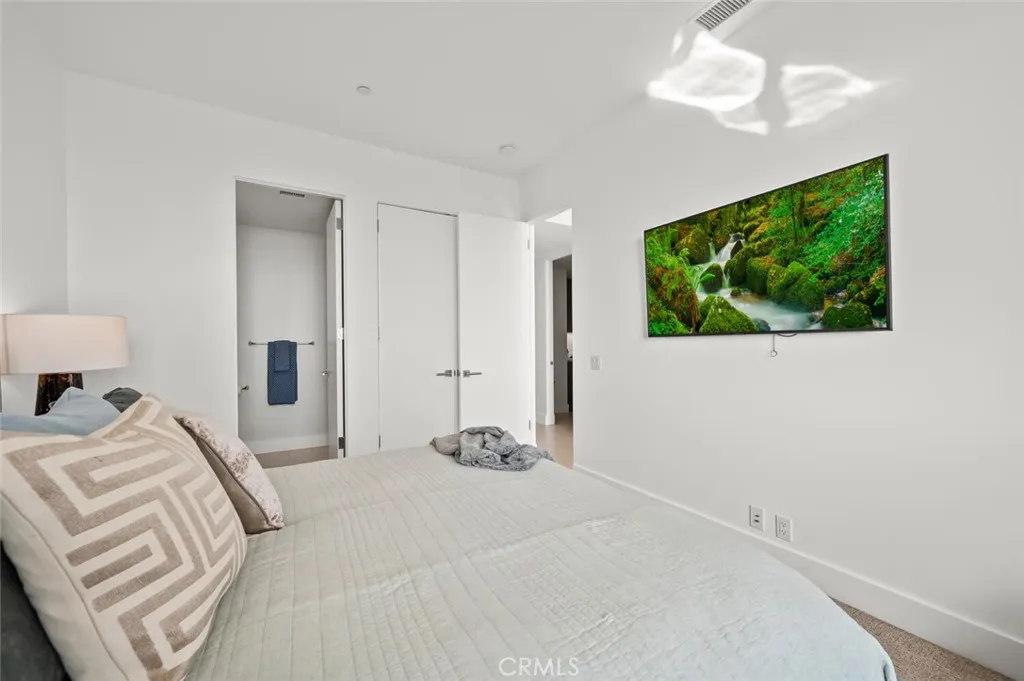 2300 Crestview, Laguna Beach, California 92651 home-pic-28