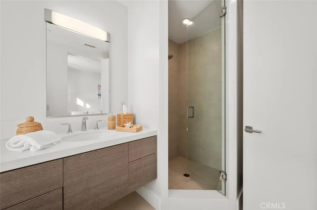 2300 Crestview, Laguna Beach, California 92651 home-pic-34