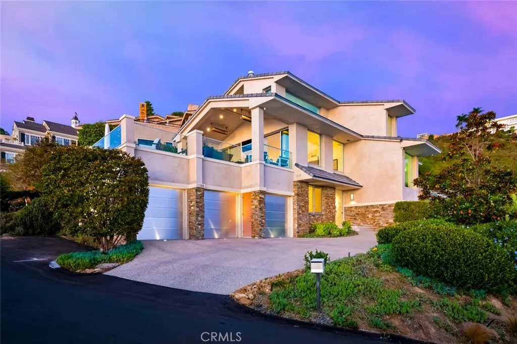2300 Crestview, Laguna Beach, California 92651 home-pic-41