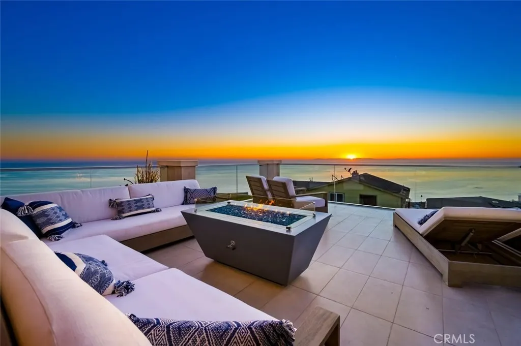 2300 Crestview, Laguna Beach, California 92651 home-pic-2