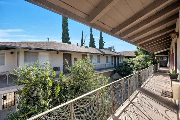 18350 Napa, Northridge, California 91325
