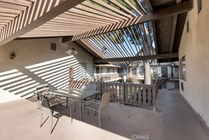 18350 Napa, Northridge, California 91325