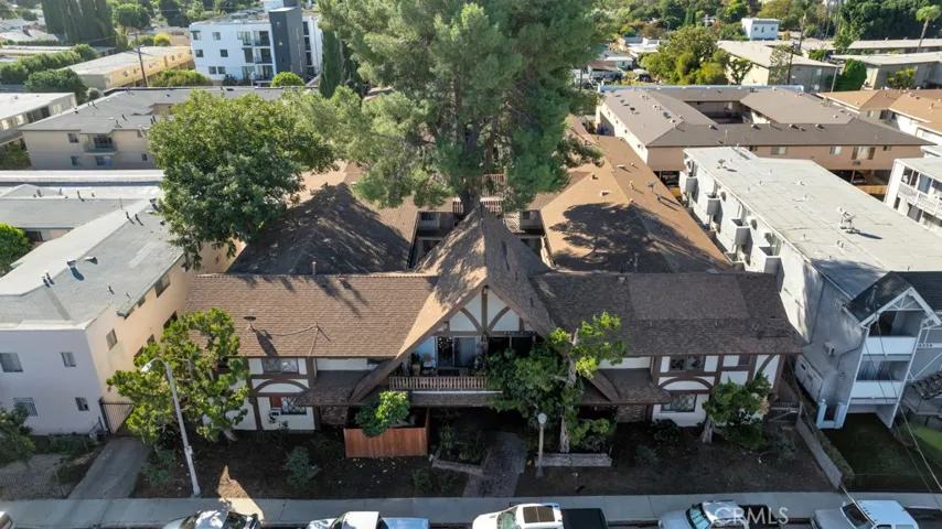 18350 Napa, Northridge, California 91325