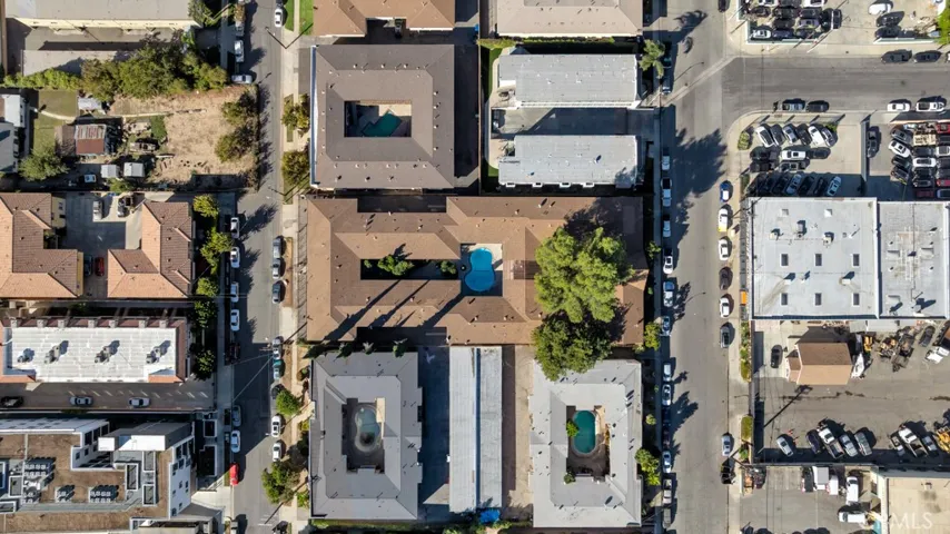 18350 Napa, Northridge, California 91325