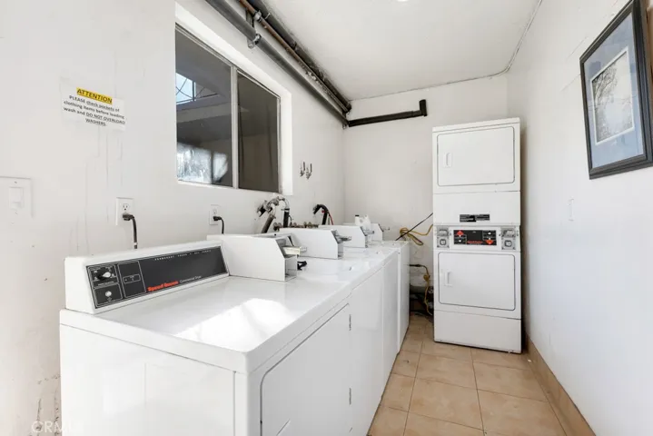 18350 Napa, Northridge, California 91325