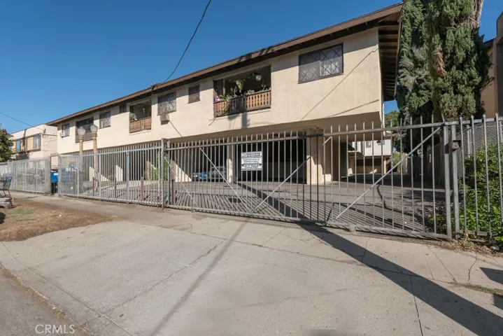 18350 Napa, Northridge, California 91325