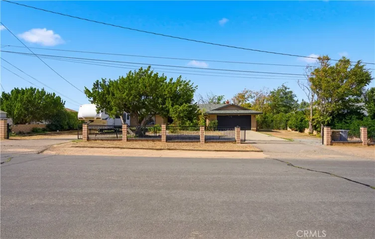 7336 Hastings Avenue, Hesperia, California 92345