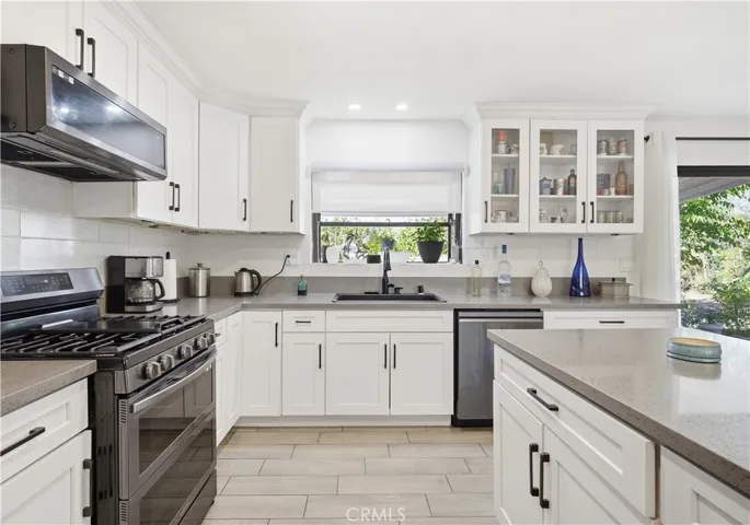 New Samsung Appliances Included
