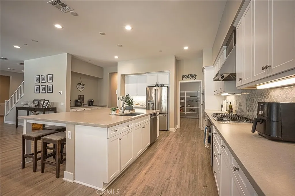 13471 Planet Court, Riverside, California 92503 home-pic-27
