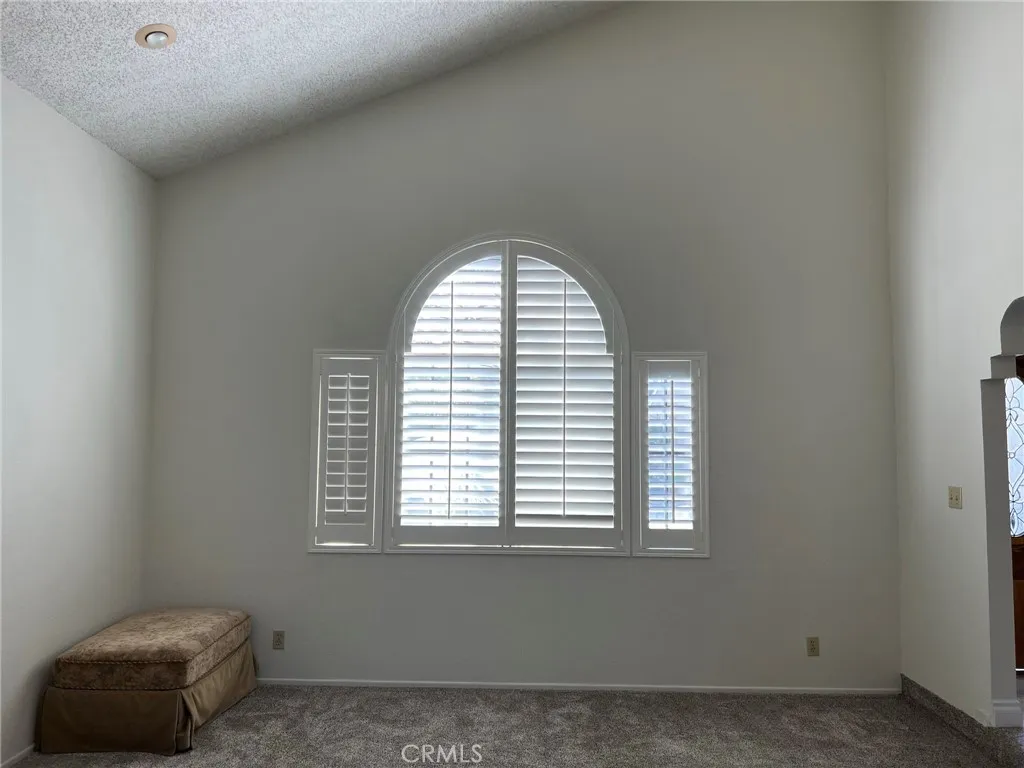 9601 San Juan Avenue, South Gate, California 90280 home-pic-58