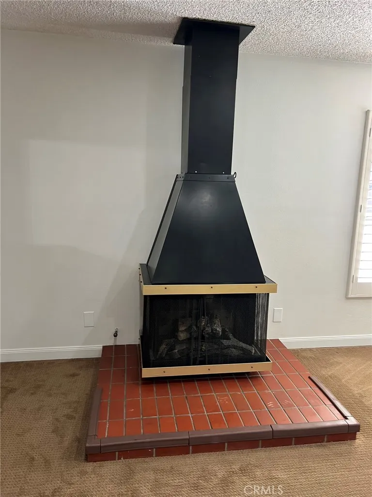 9601 San Juan Avenue, South Gate, California 90280 home-pic-17