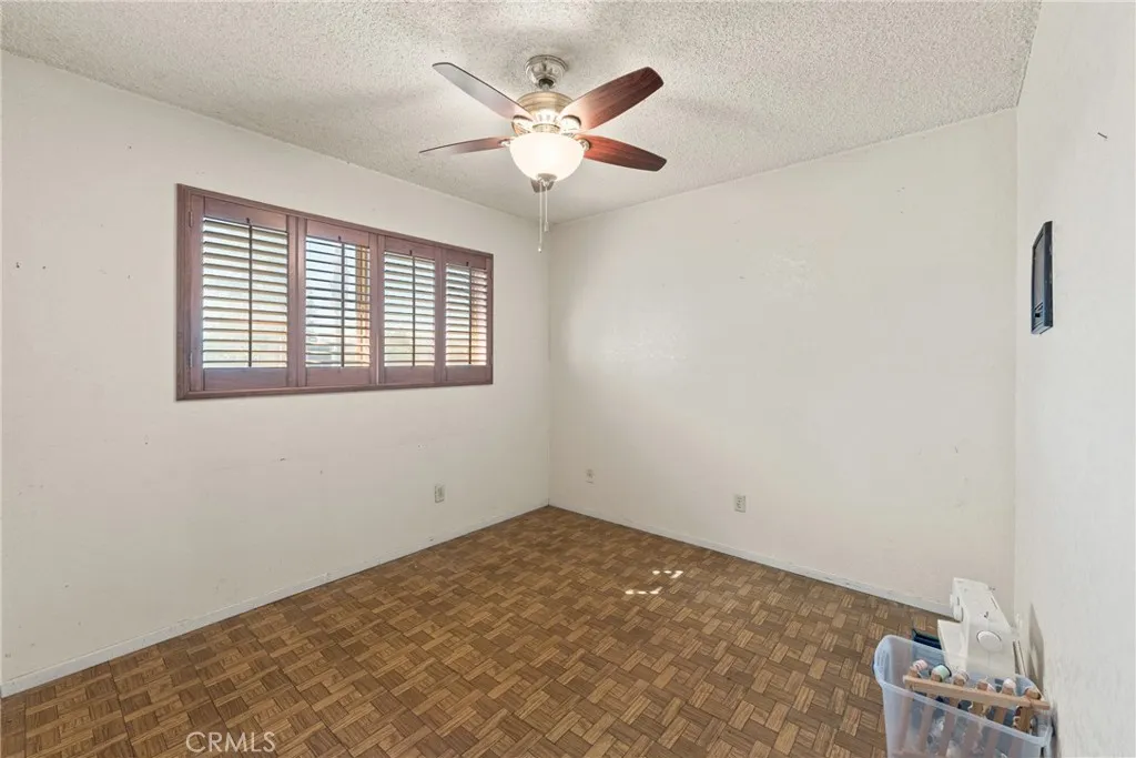 831 W Lugonia, Redlands, California 92374 home-pic-17