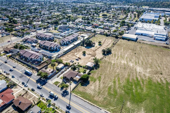 831 W Lugonia, Redlands, California 92374