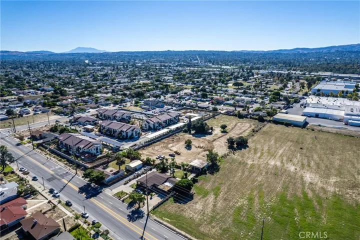 831 W Lugonia, Redlands, California 92374