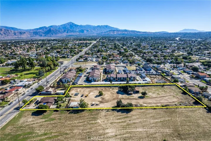 831 W Lugonia, Redlands, California 92374