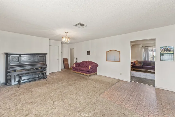 831 W Lugonia, Redlands, California 92374