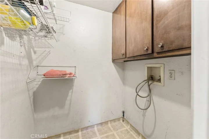 831 W Lugonia, Redlands, California 92374