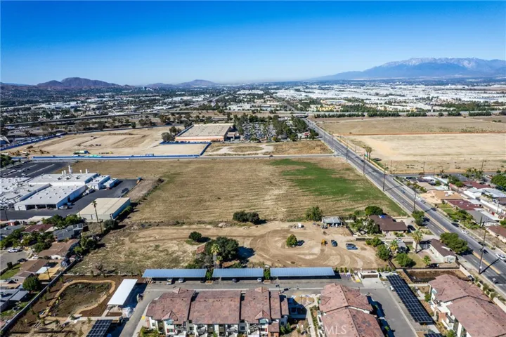 831 W Lugonia, Redlands, California 92374