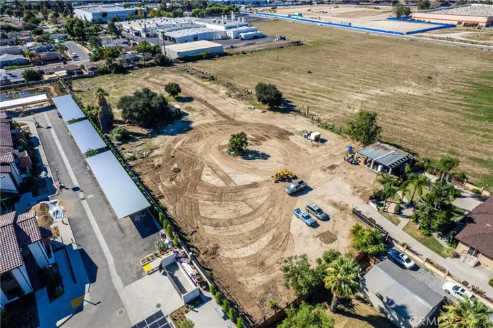 831 W Lugonia, Redlands, California 92374