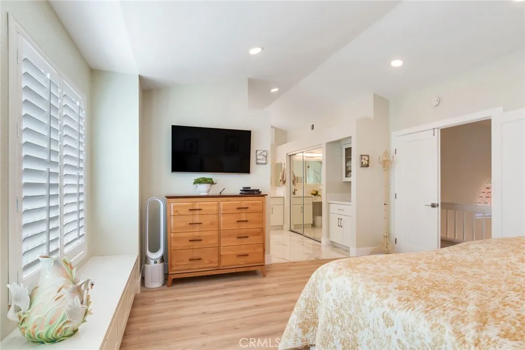 142 Port Royal, Riverside, California 92506 home-pic-22