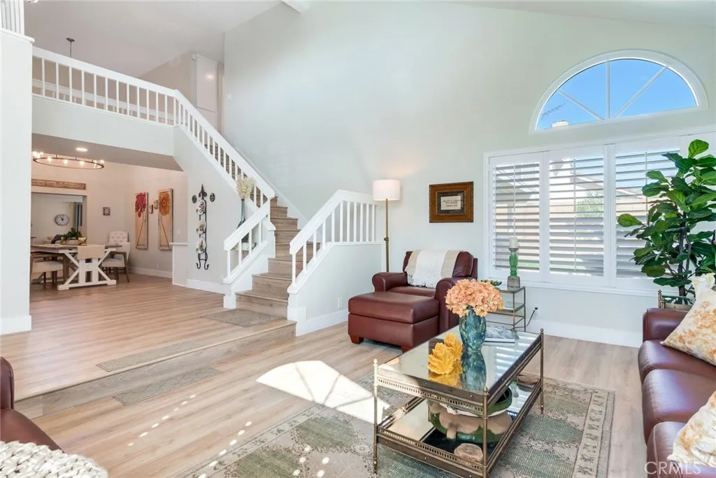 142 Port Royal, Riverside, California 92506 home-pic-2