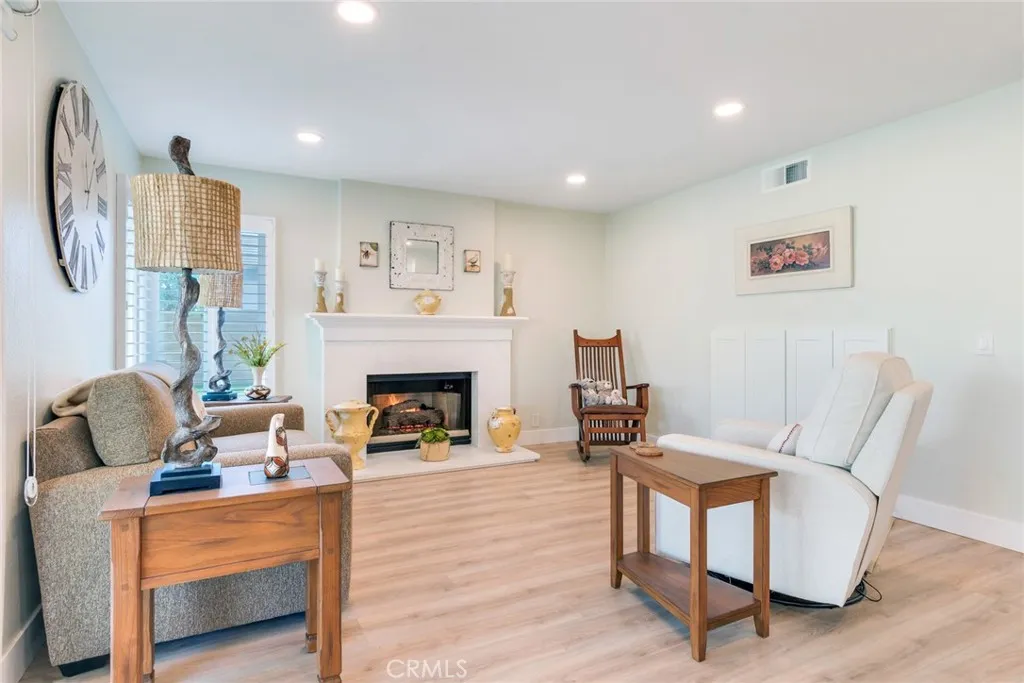 142 Port Royal, Riverside, California 92506 home-pic-8