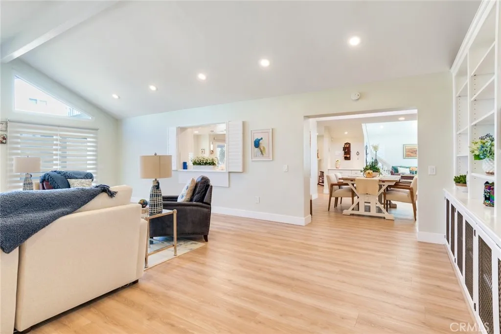 142 Port Royal, Riverside, California 92506 home-pic-16