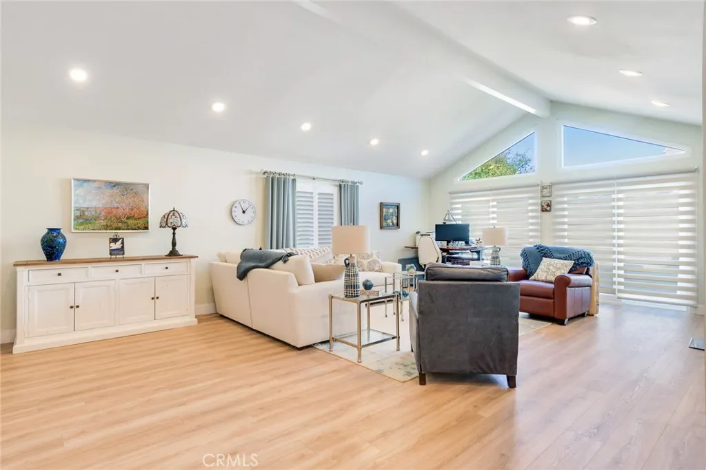 142 Port Royal, Riverside, California 92506 home-pic-15