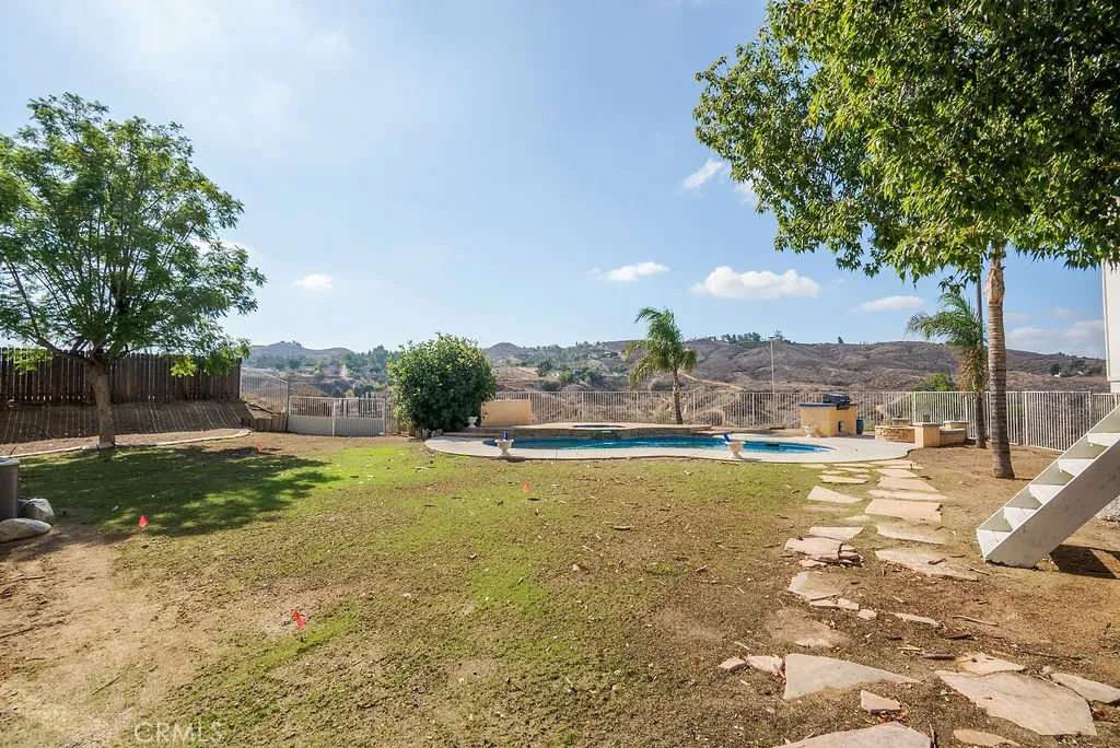 15425 Brookview Court, Riverside, California 92504 home-pic-42