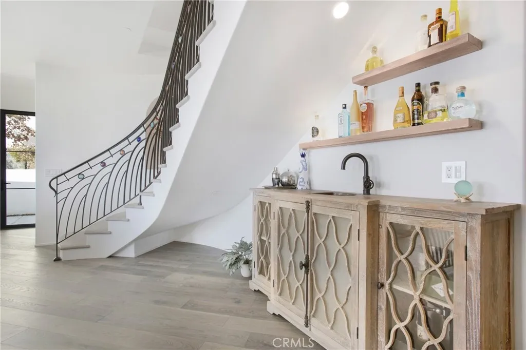 825 Coast View, Laguna Beach, California 92651 home-pic-10