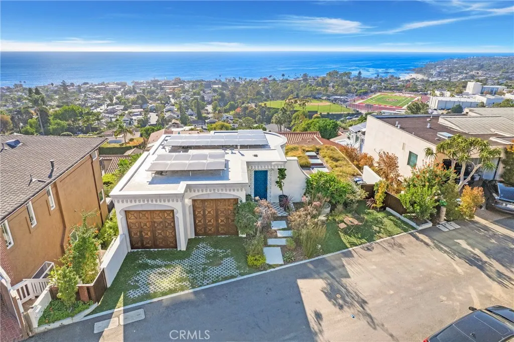 825 Coast View, Laguna Beach, California 92651 home-pic-0