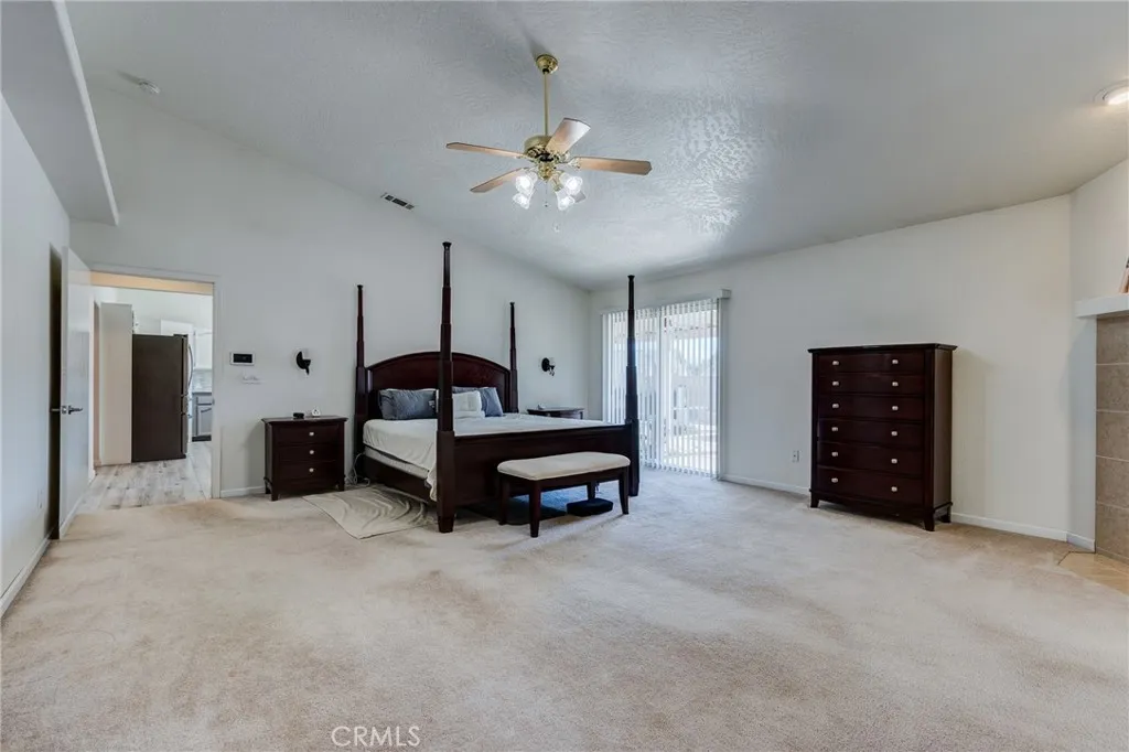 19783 Lara Lane, Apple Valley, California 92308 home-pic-30