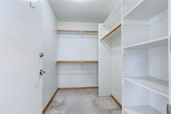 Walkin Closet Bedr 2